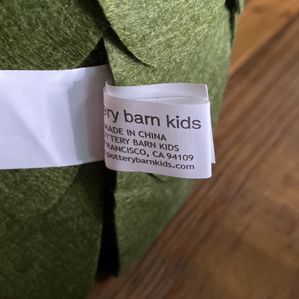 Pottery Barn Lids Decorative and Delightful Felted Faux Tree Stocking Holder🌲 - Picture 8 of 15